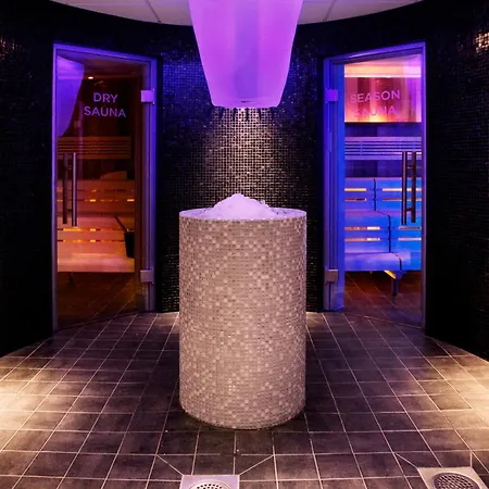Clarion Hotel Sense-3